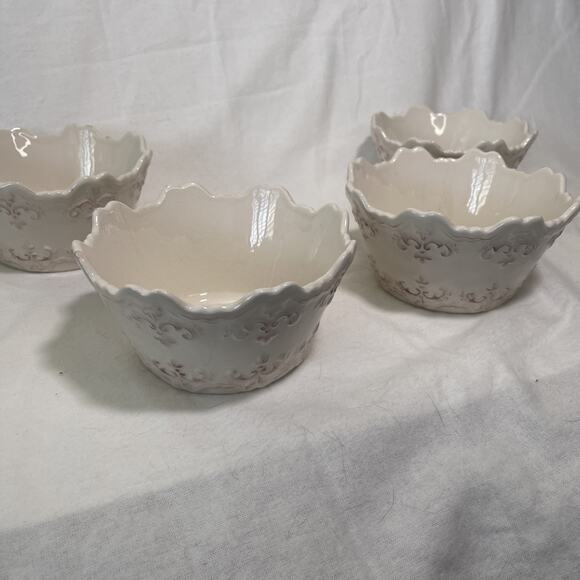 Set/4 Bowls Jane Adams Sweet Olive Designs Fancy Scroll White 6"- 1 Minor Crack - Picture 1 of 5